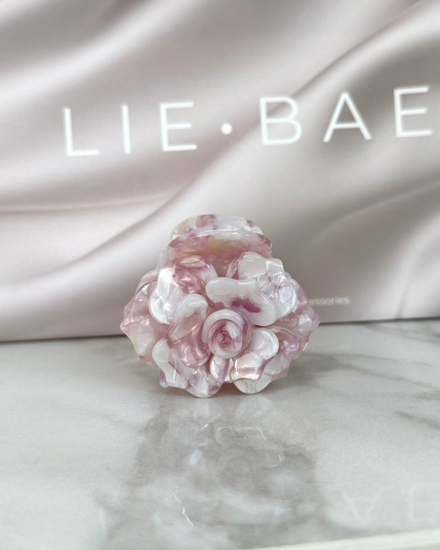 Elle Acetate Claw