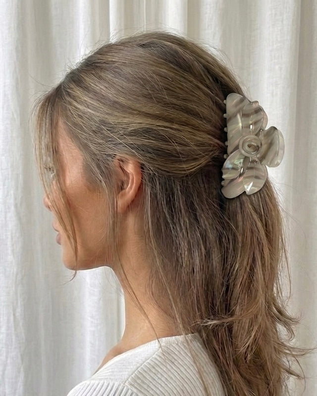 Chloé Acetat-Haarspange – Taupe Glow