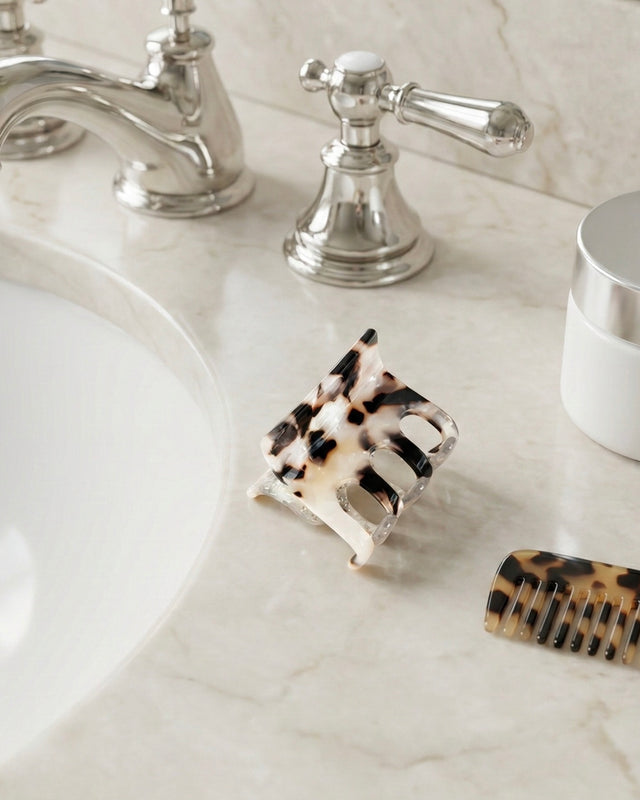 Elodie Mini Acetate Claw