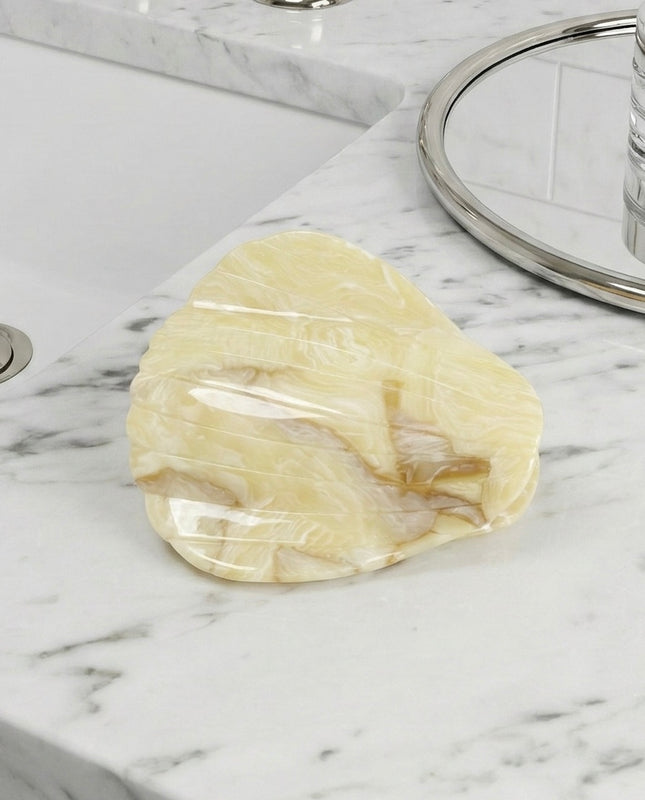 Luma Flat Acetate Claw