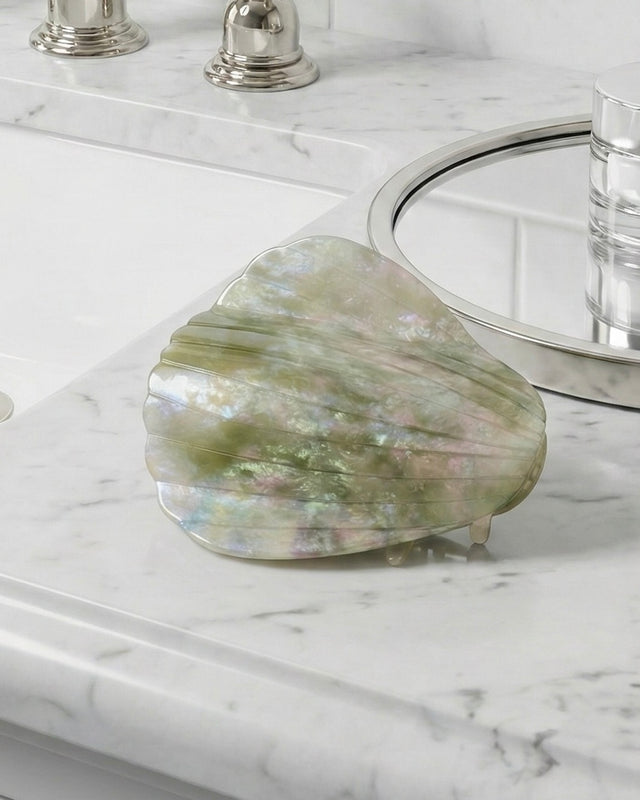 Luma Flat Acetate Claw