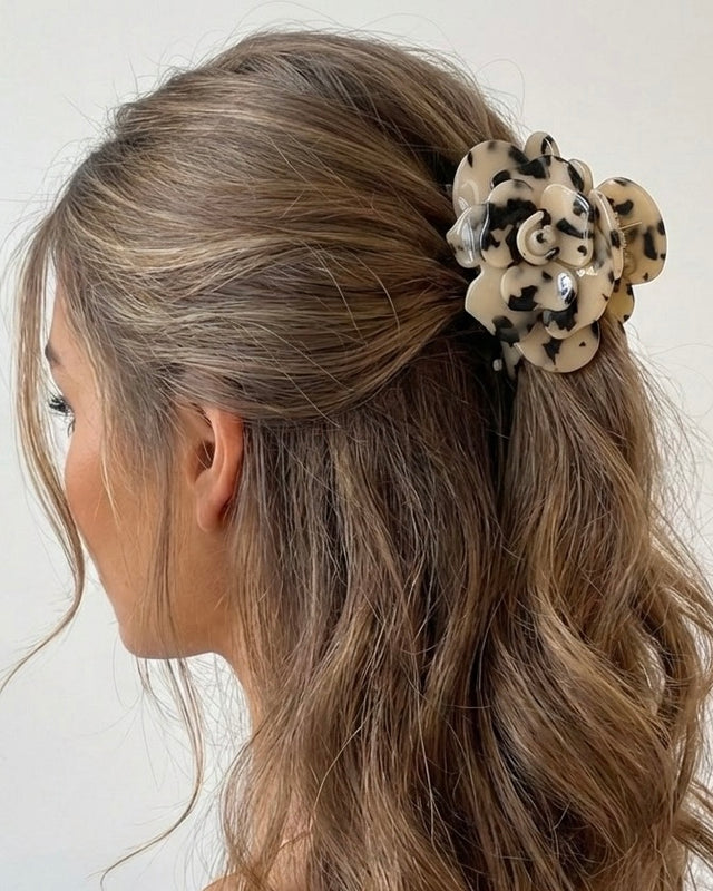 Margaux Acetat-Haarspange – Cookie Dough