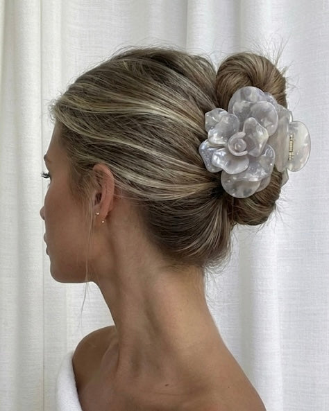 Margaux Acetat-Haarspange – Moonstone