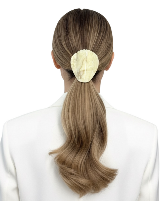 Luma Flat Acetate Claw