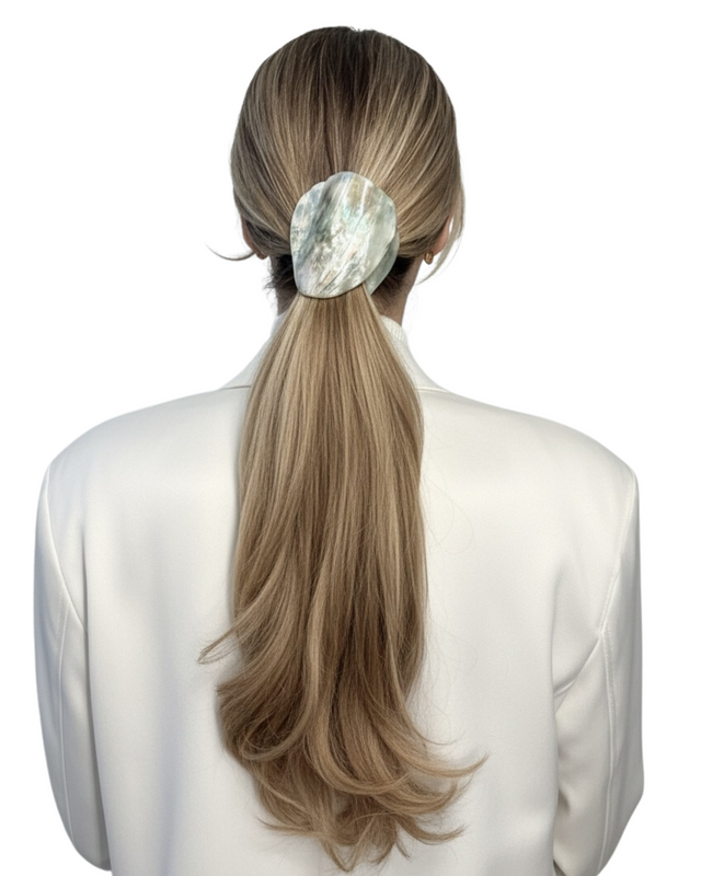 Luma Flat Acetate Claw